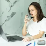 पानी पीने का सही तरीका